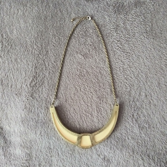 Cream Semi-Circle Statement Necklace - Picture 2 of 4